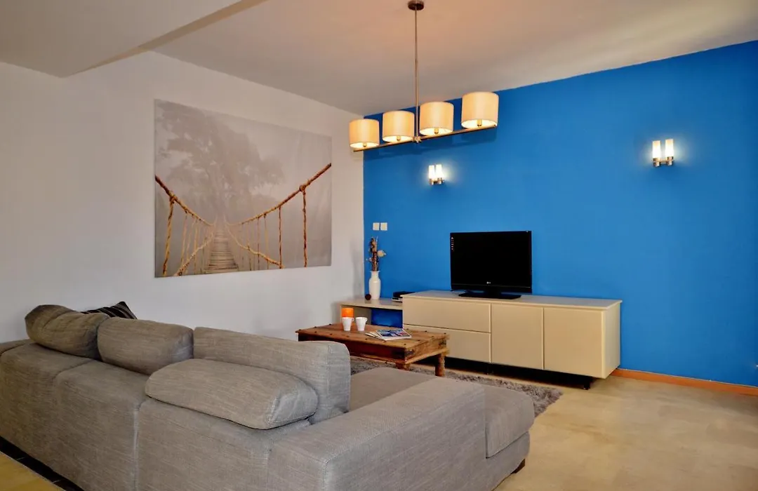 City Living Suite Tk 3 Rm 4-1