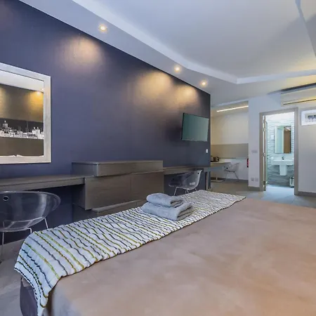 Jules Suites-2