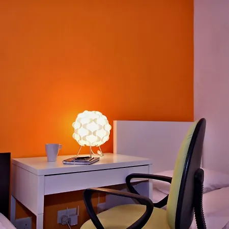 City Living Suite Tk 1 Rm 3-2