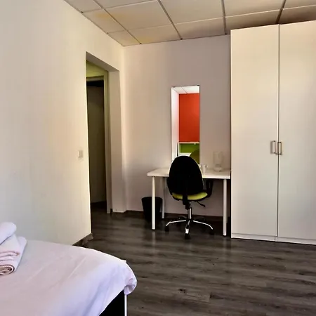 City Living Suite Tk 2 Rm 5-3